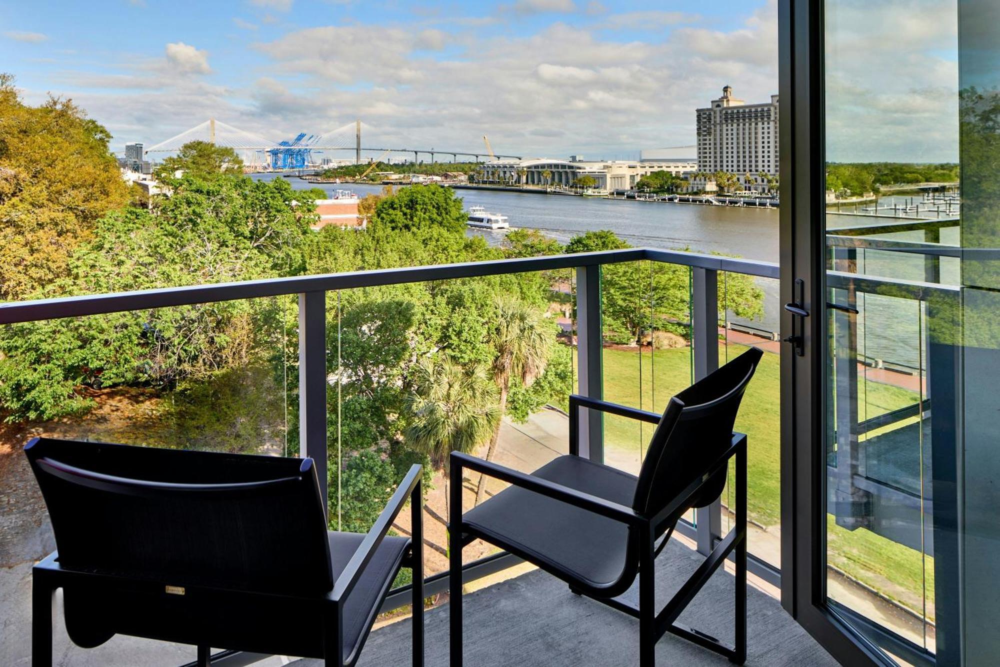 Ac Hotel Savannah Historic District Екстериор снимка